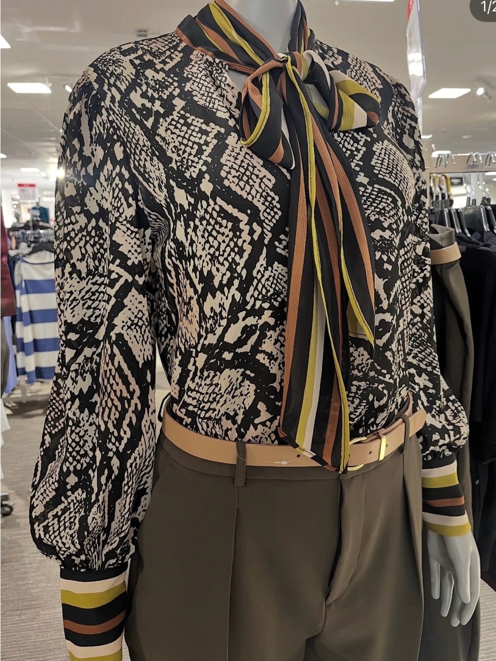🎼Worthington Snake-Print Tie-Neck Blouse in Black and Cream striped size XXL GUC - Picture 2 of 11